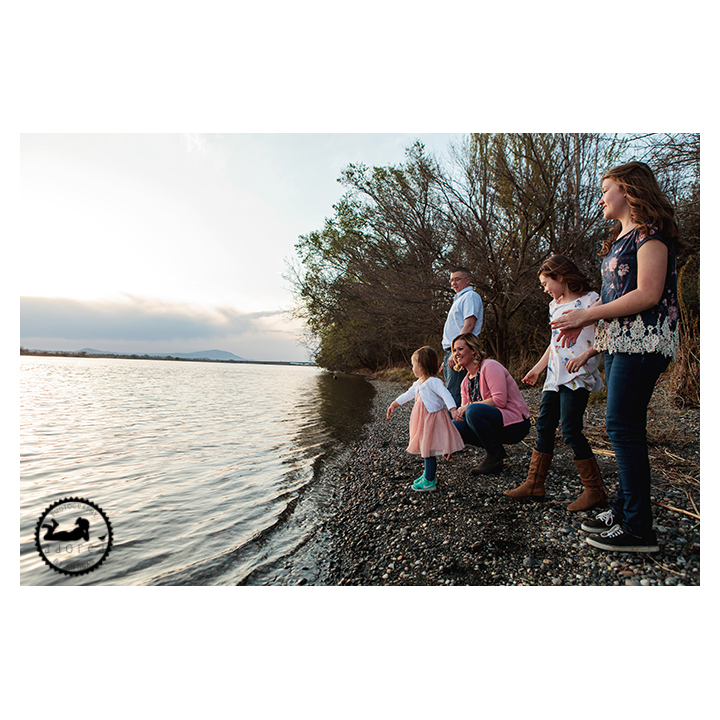 Throwing rocks in the Columbia River at Chiawana Park in Pasco, WA. Portraits by Adored by Meghan, Tri-Cities, WA.